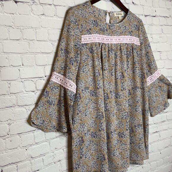 Listicle Ditsy Floral Babydoll Tunic Swing Dress M - Picture 2 of 9